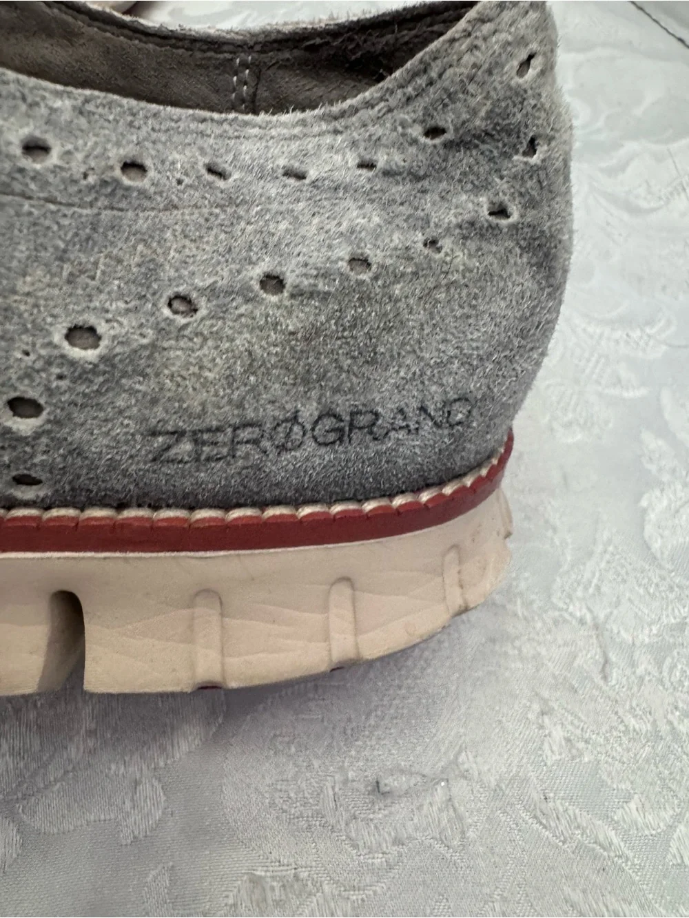 Cole Haan Men’s 10.5M Zergrand Wingtip Oxford Dress Shoe Washed Gray Suede
